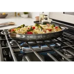 Whirlpool 30 inch Freestanding Gas Range - Image 3