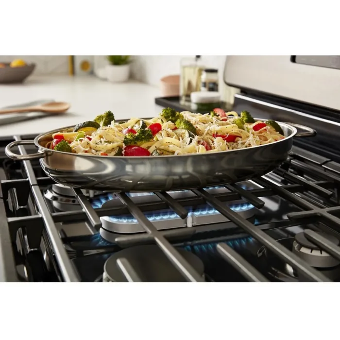 Whirlpool 30 inch Freestanding Gas Range - Image 3